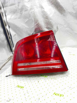 06 07 08 DODGE CHARGER Tail Light Assembly Left driver side