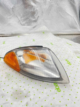 95 96 97 DODGE INTREPID Turn Signal Assembly right passenger side