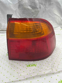 99 00 HONDA CIVIC Tail Light Assembly Right passenger side
