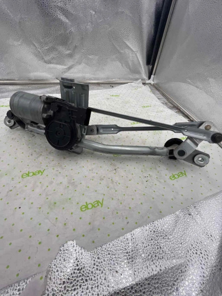 17 18 19 20 HYUNDAI ELANTRA Wiper Motor Front.