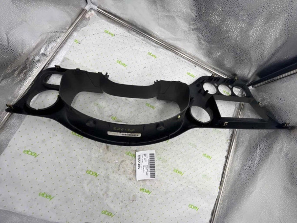 04 FORD EXPEDITION Radio/speedometer Bezel Trim 04 FORD EXPEDITION Radio/speedometer Bezel Trim