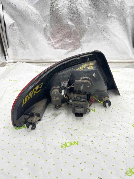 01 02 03 04 05 06 DODGE STRATUS Tail Light Assembly Right passenger side 01 02 03 04 05 06 DODGE STRATUS Tail Light Assembly Right passenger side