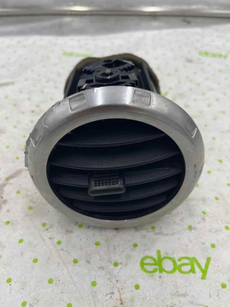 04 FORD EXPEDITION Air Cond./heater Vents 04 FORD EXPEDITION Air Cond./heater Vents