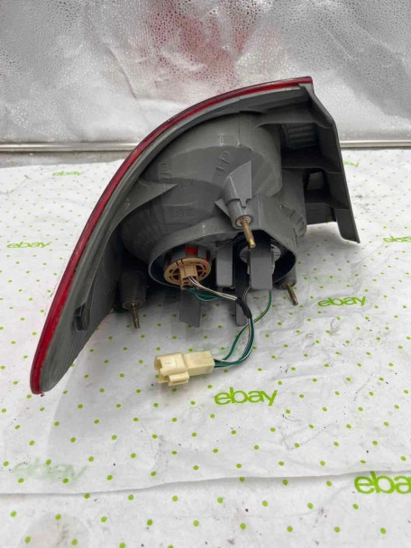 03 04 05 06 07 08 TOYOTA COROLLA Tail Light Assembly Right