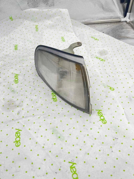 92 93 94 TOYOTA CAMRY Fog Lamp Right passenger side