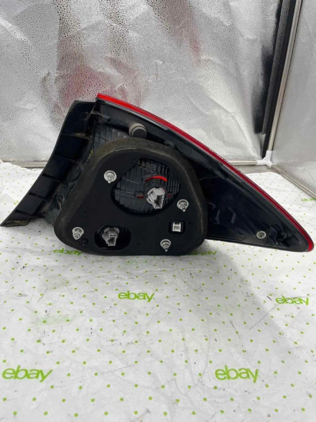 13 14 15 HONDA CIVIC Tail Light Assembly Left driver side