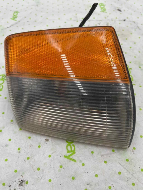 95 JEEP GRAND CHEROKEE Turn Signal Assembly left passenger side 95 JEEP GRAND CHEROKEE Turn Signal Assembly left passenger side