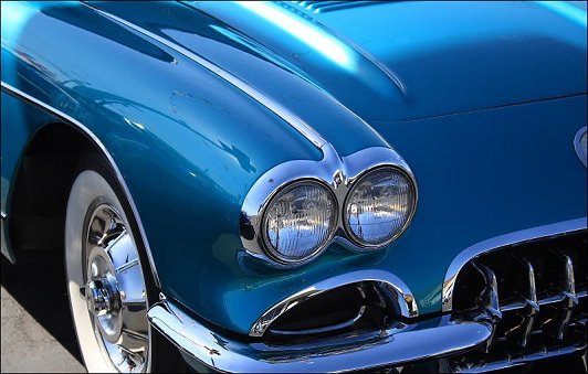 Deep Blue Classic Corvette