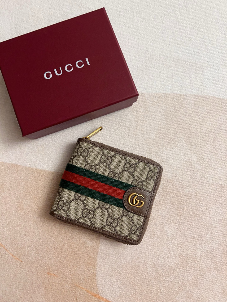 Small brown G G zip wallet - Boutique Bargains