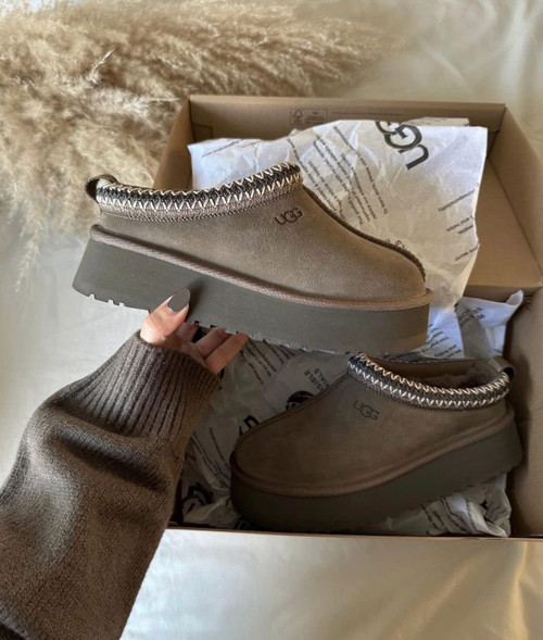 Brown Tazz platforms