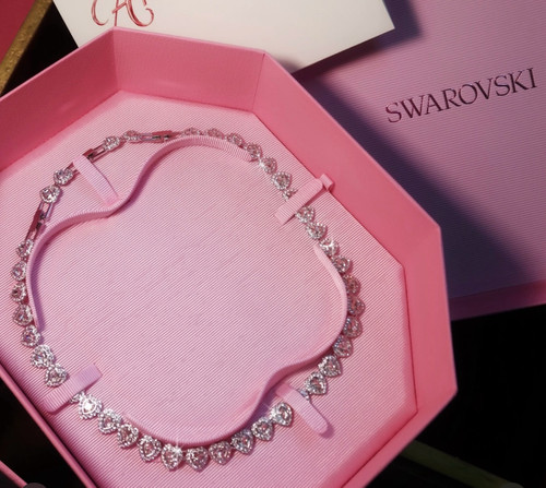 Ariana / swar. Tennis choker 