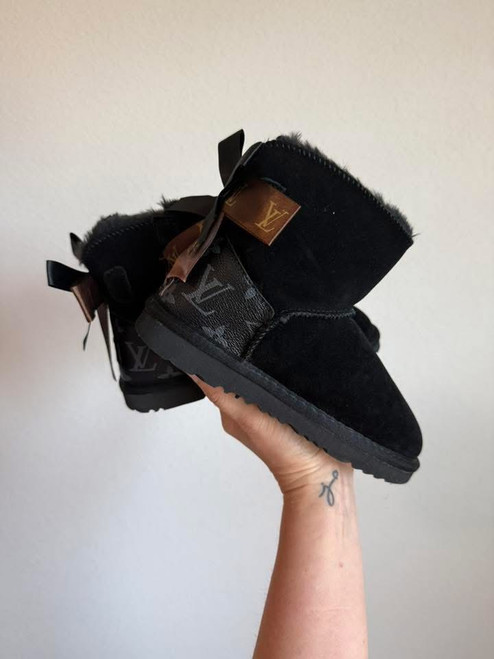 Black U G G l v Boots