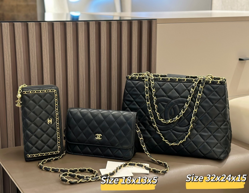 Quilted leather C set