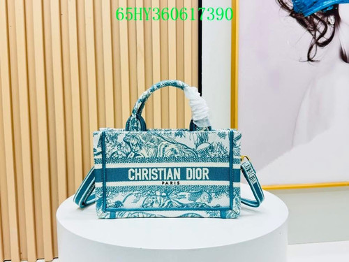 Turquoise mini D book tote