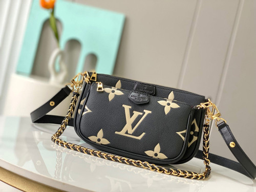 Gold chain multi pochette