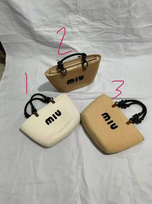 MM raffia handbag