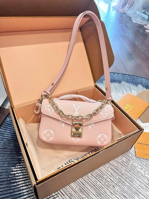 Rose pink Pochette Metis East West