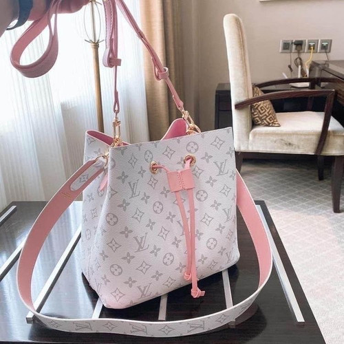 White pink bucket bag White pink bucket bag