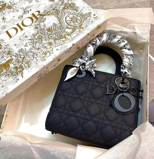 Matte Black Lady C D Matte Black Lady C D