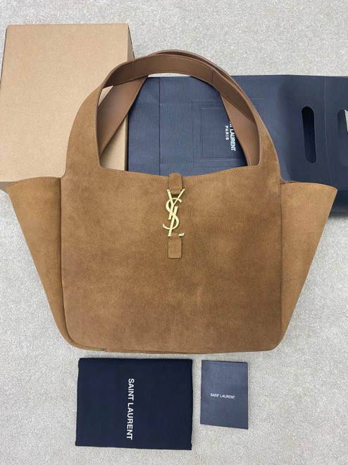 Le bea suede tote Le bea suede tote