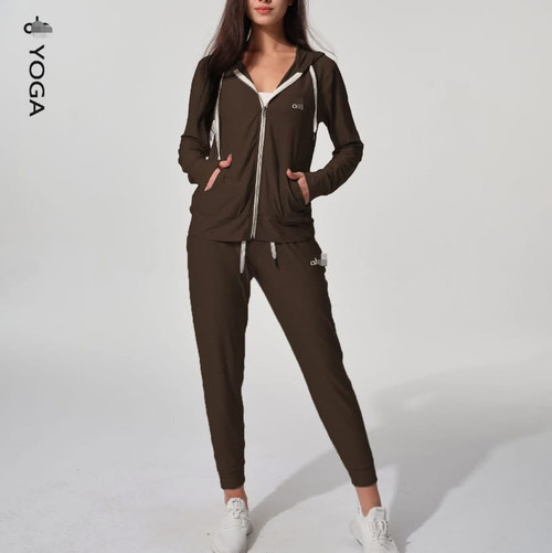 Yoga jogger outfit