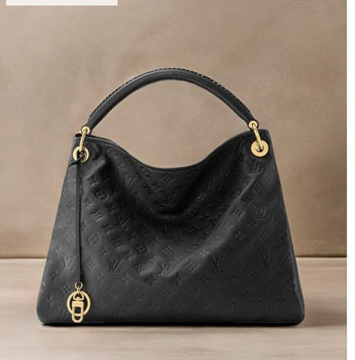Black boujee slouchy Black boujee slouchy