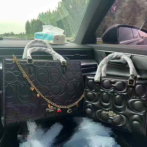 Black leather Maggie tote / HQM