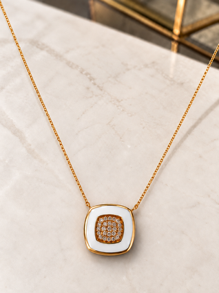 .10cttw Diamond and White Enamel Necklace- 10KY