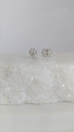 .29cttw Diamond Earrings- 14KW