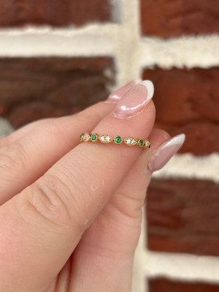 .15cttw Diamond and Emerald Stackable Band- 14KY