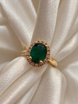 .34cttw Emerald and Diamond Halo Ring- 14KY