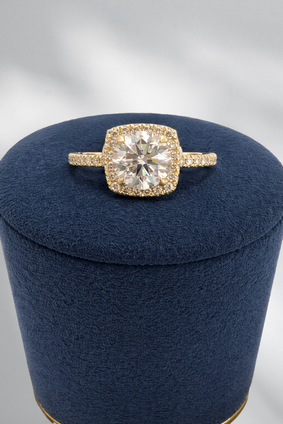 1.32cttw Lab Grown Round Diamond with Diamond Halo- 14KY