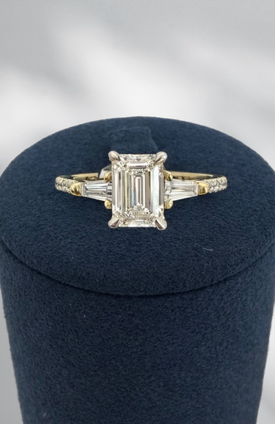 1.27cttw Lab Grown Emerald Cut with Baguette Side Stones Engagement Ring- 10KY