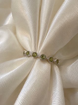 Bubble Peridot Stackable Band- 10KW