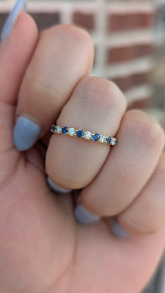 .20cttw Alternating Diamond and Sapphire Band- 14KY