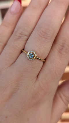 Aquamarine and Diamond Ring-14KY