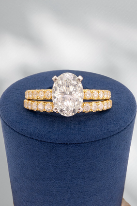 2.71cttw Oval Bridal Set