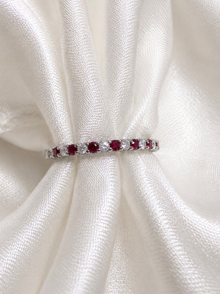 .10cttw Ruby and Diamond Band-10KW