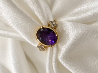 Oval Amethyst and Diamond Ring-14KY