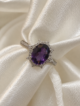 Oval Amethyst and Diamond Ring-14KW