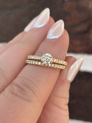 1.01cttw Round Diamond Wedding Set- 14KY