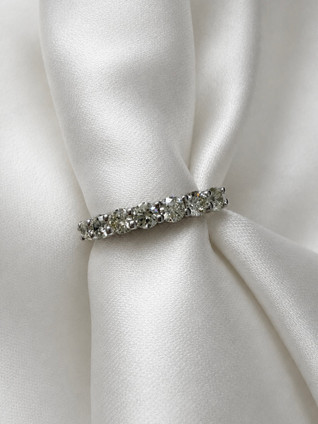 1.00cttw Nine Stone Round Diamond Band- 14KW