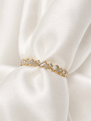 1/5cttw Baguette and Round Diamond Band-14KY