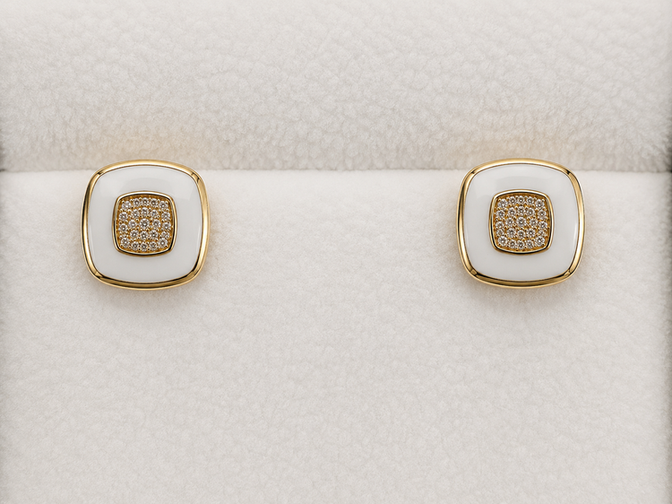 .10cttw Gold Diamond and White Enamel Stud Earrings- 10KY