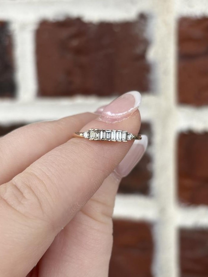 .31cttw Baguette and Round Diamond Band- 14KR