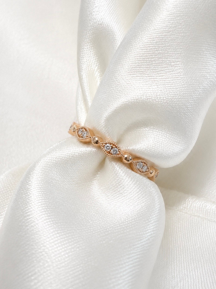 1/20cttw Beaded Style Diamond Band- 10KR