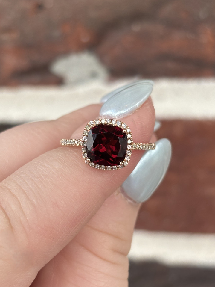.18cttw Rhodolite Garnet and Diamond Ring- 14KR