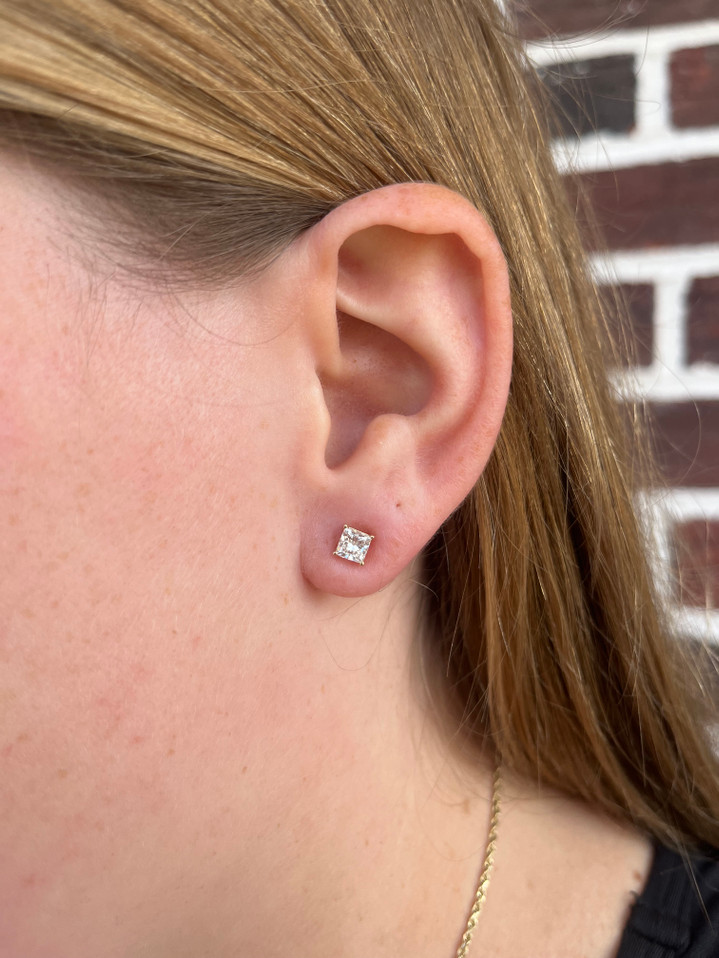 1.00cttw Lab Grown Princess Cut Stud Earrings- 14KY