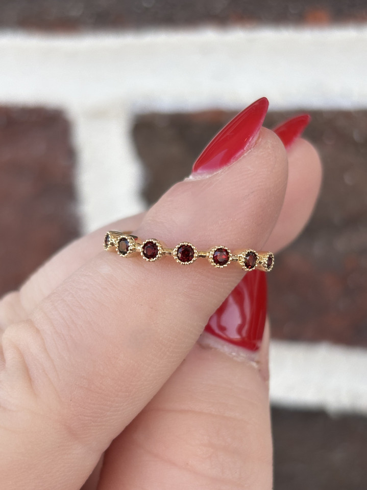Bubble Garnet Stackable Band- 10KY