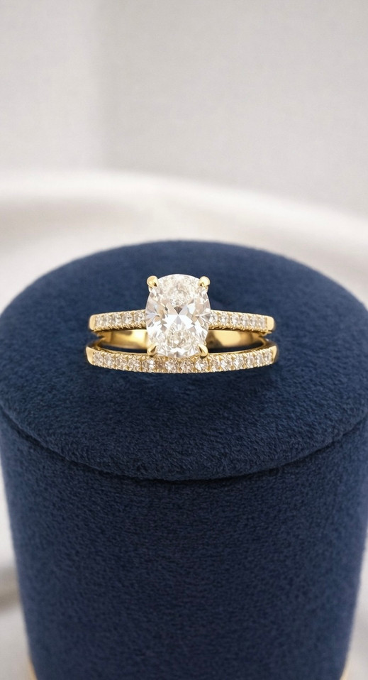 1.25cttw Lab Grown Oval Bridal Set-14KY